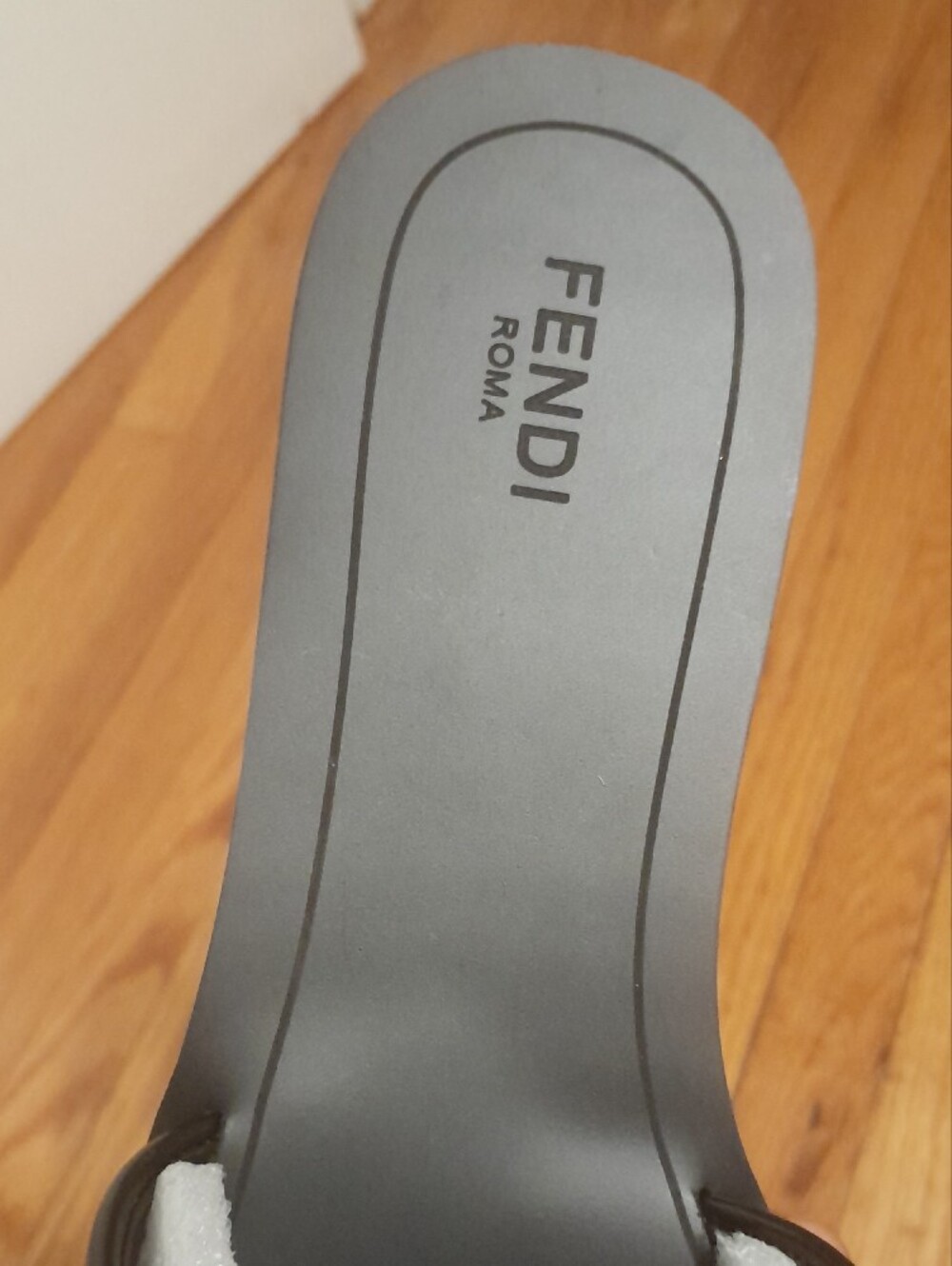 Fendi Black Slide with Gold Logo Hardware - Picture 2 of 6